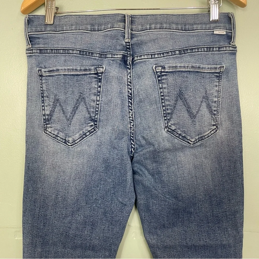 Mother The Weekender Fray Wash I Wet My Plants Blue Size 33 Distressed‎ Hem